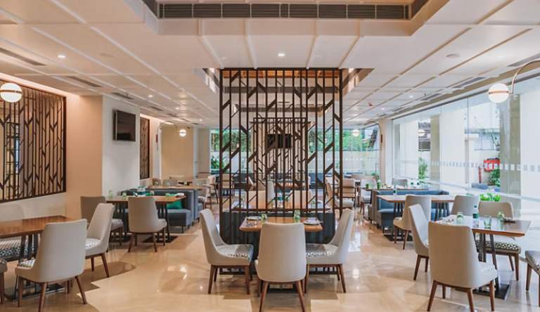 Holiday Inn Goa Candolim Restaurant